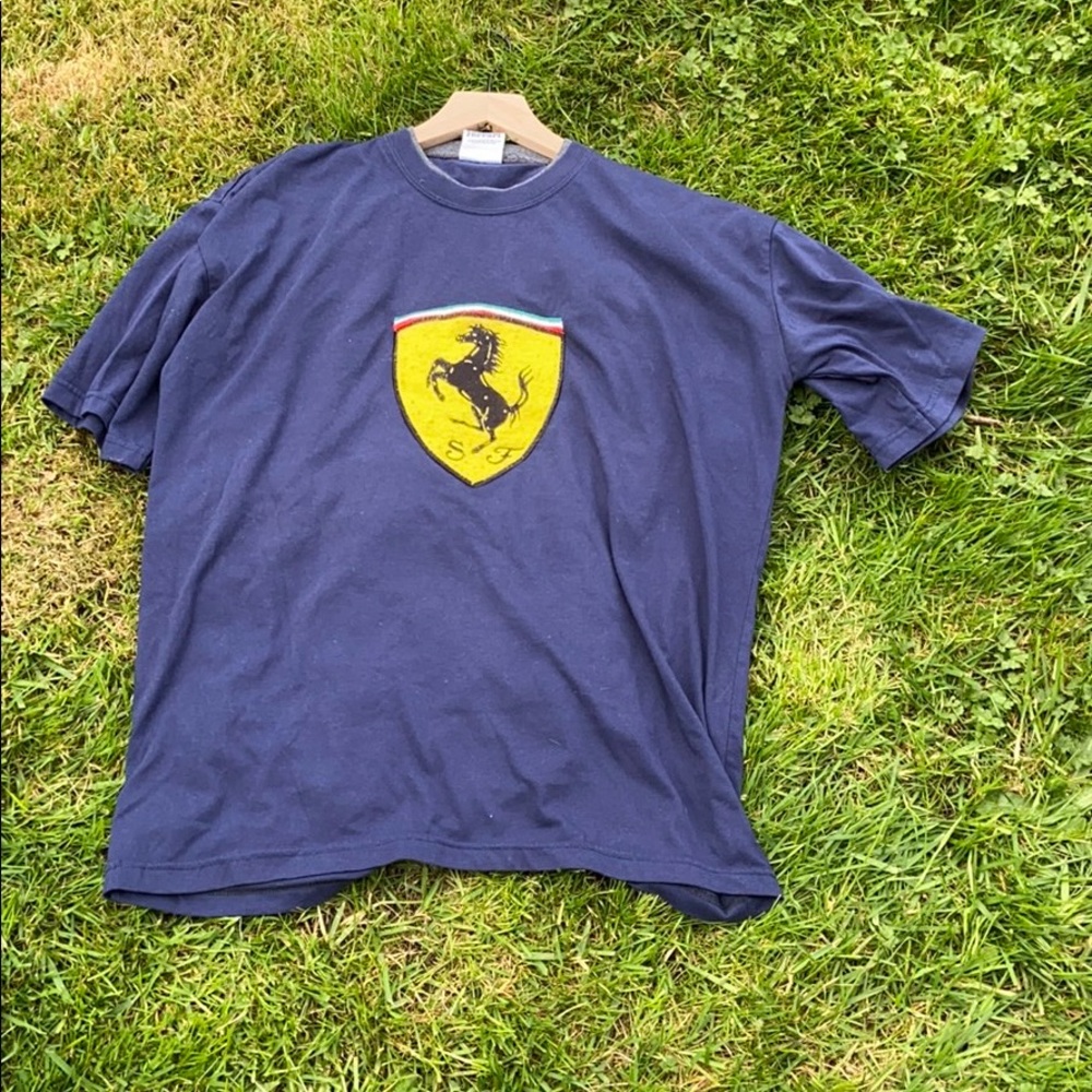 Ferrari t shirt